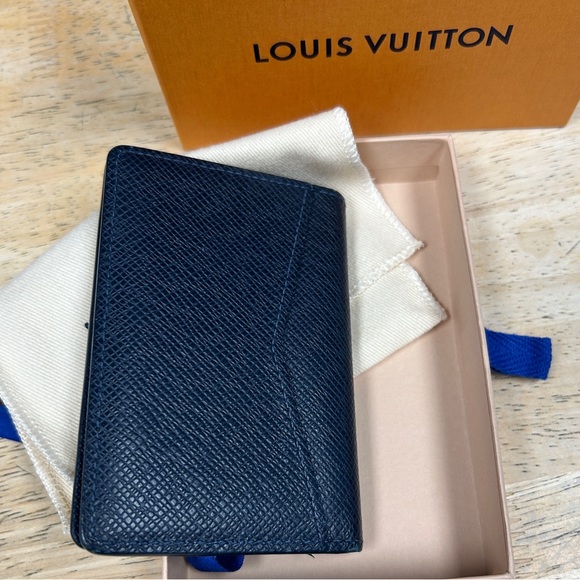 Louis Vuitton wallet - Picture 2 of 3